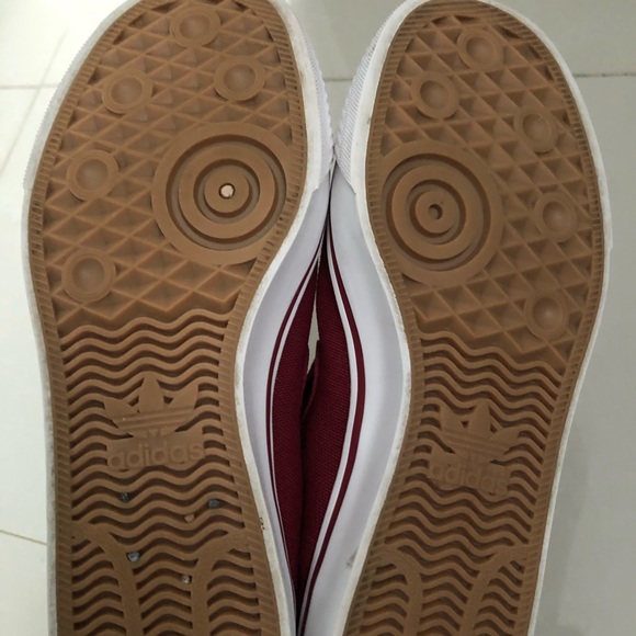 Adidas slip on shoes - Picture 2 of 4
